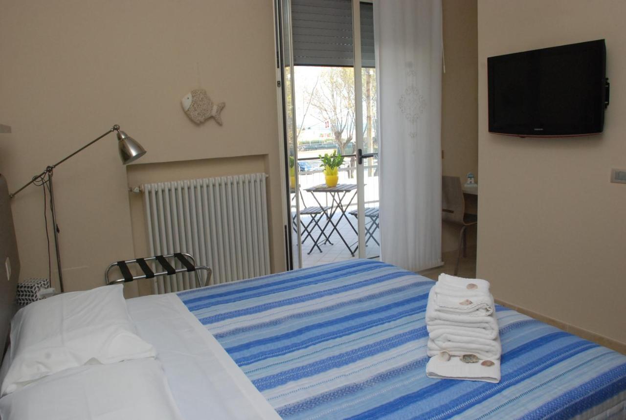 B&B La Regina Di Rimini Exterior foto