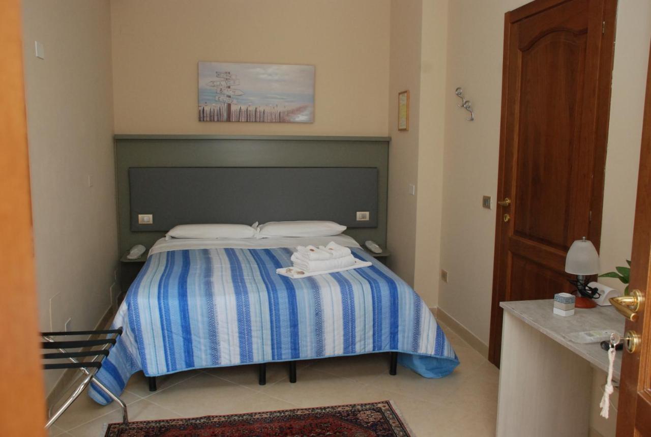 B&B La Regina Di Rimini Exterior foto